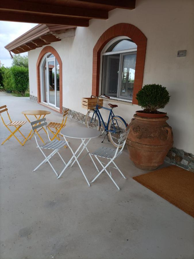 Bed and Breakfast La Ricarda Dimora Di Campagna Paestum Exterior foto